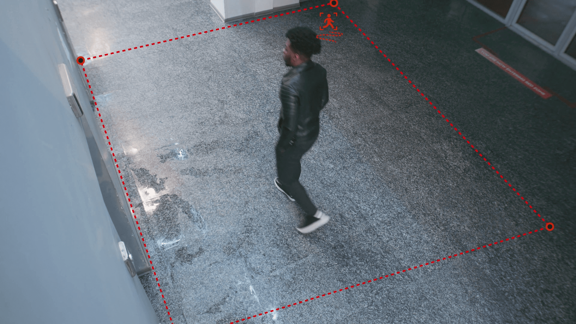 Smart VCA：AIによるエッジでの映像解析